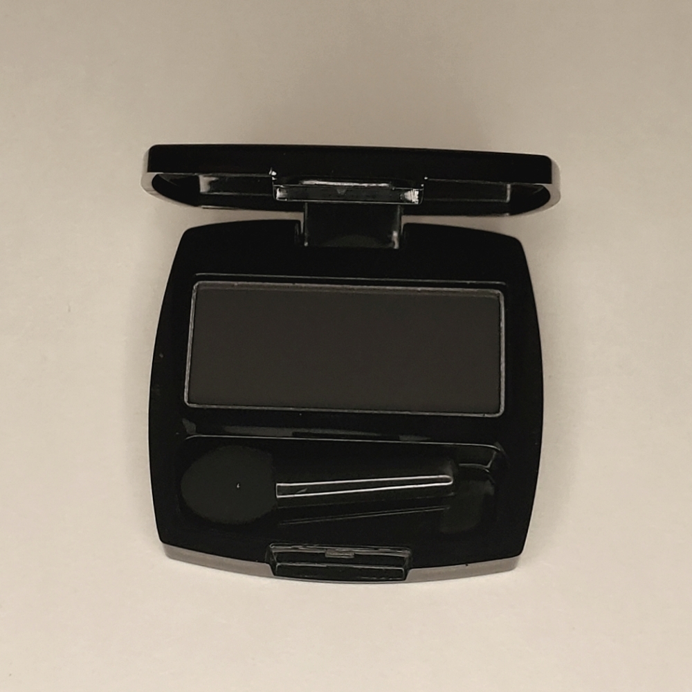 Avon True Color Eyeshadow Single in Blackest Black